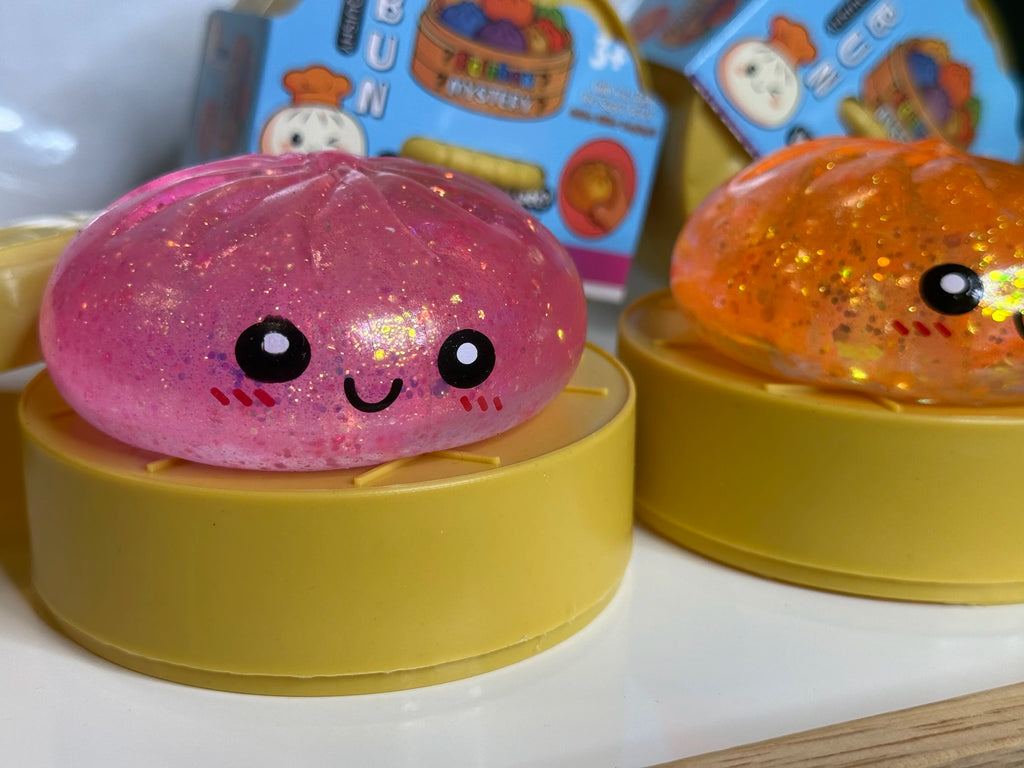 Glitter Dumpling Squishy (Random Color)